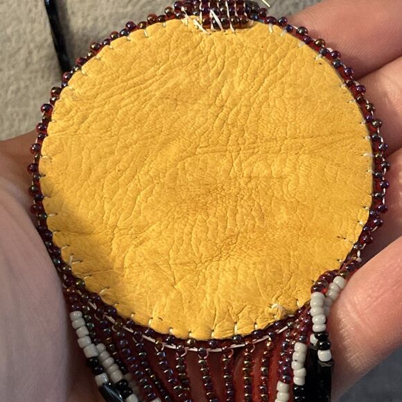 VTG Native American Handmade Seed Bead Portrait Pendant Necklace Leather Backed - Picture 7 of 7